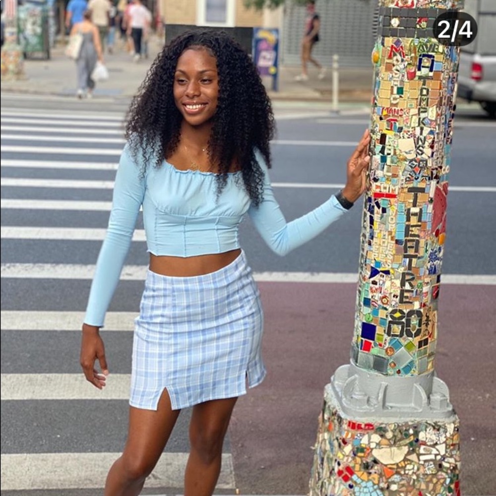 Blue plaid skirt - Picture 3 of 3